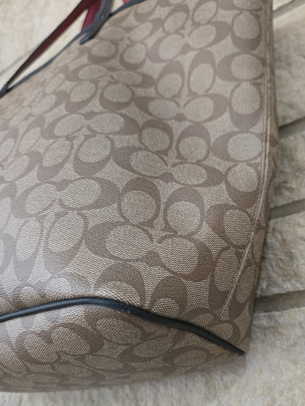 Coach C7420 City Tote Signature Canvas Red/Khaki - Picture 6 of 16